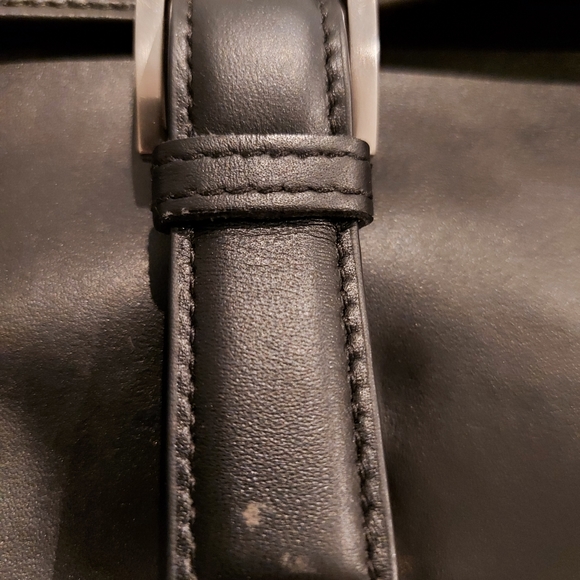 NWT Kenneth Cole 15.6" Leather Blk Messenger Bag - Picture 11 of 11